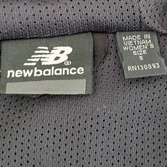 NEW BALANCE Camo Hooded Activewear Full Zip Windbreaker Jacket; Women Size S - Picture 4 of 6